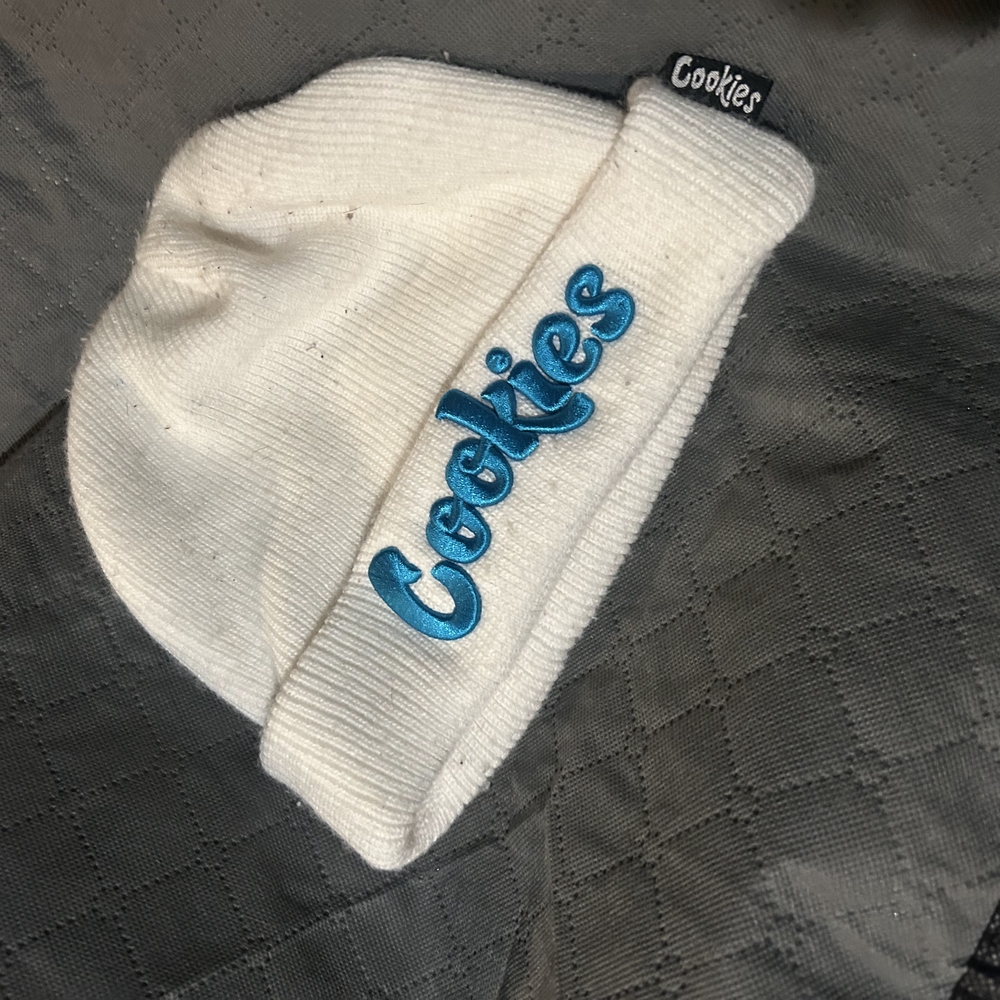 Cookies White Beanie with Blue Logo